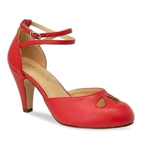 Chase + Chloe Kimmy 75 Red Ankle Strap Mary Jane Cut Out Heels Size 5.5